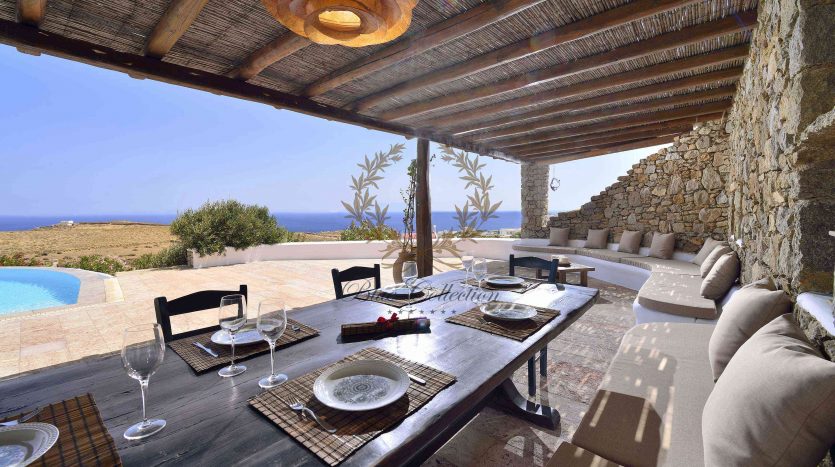Mykonos-Lia-–-Presidential-Private-Villa-with-infinity-Pool-Stunning-views-for-rent-16