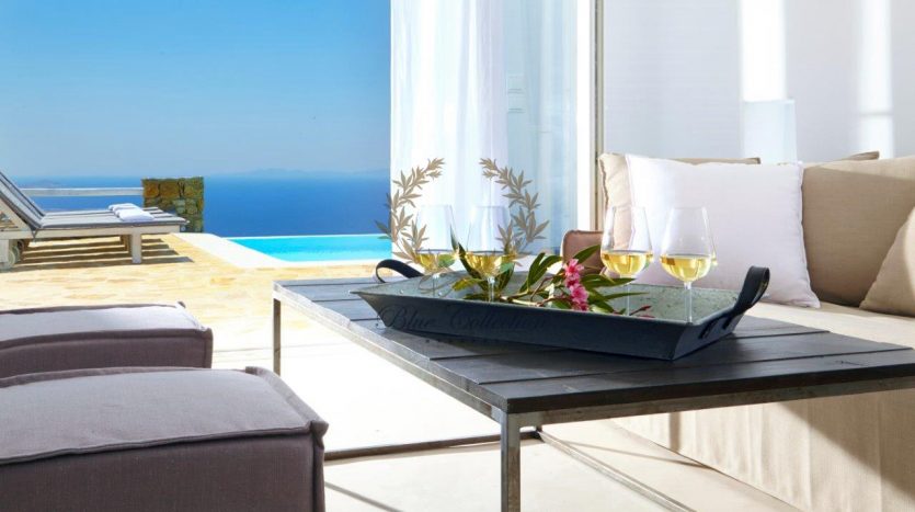 Mykonos-Superior-Villa-with-Private-Pool-Amazing-view-for-rent-9