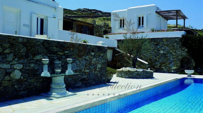 Mykonos-Greece-Ftelia-–-Private-Villa-with-Infinity-Pool-for-rent-Sleeps-10-5-Bedrooms-4-Bathrooms-REF-18041276-1-14low