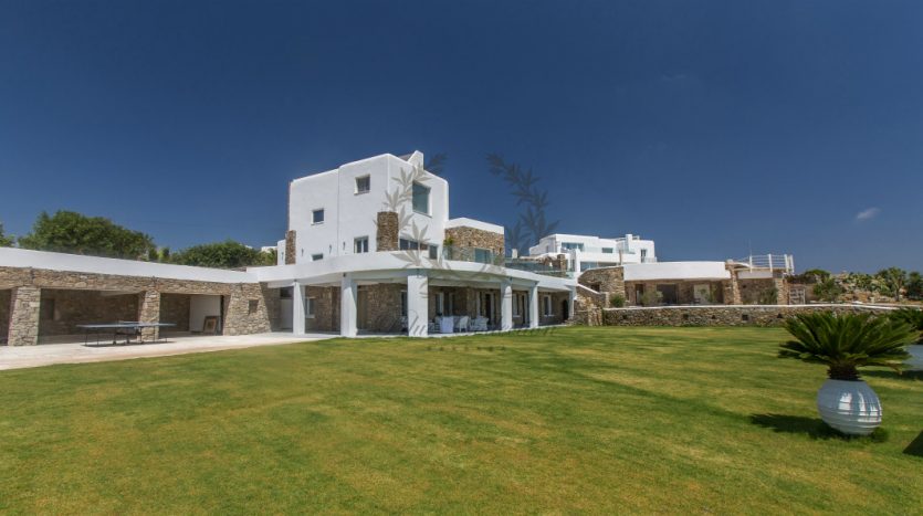 VIP-Villa-for-Rent-in-Mykonos-–-Greece-Kalafatis-Private-Pool-Sea-view-CODE-KFA-1-www.bluecollection.gr-15