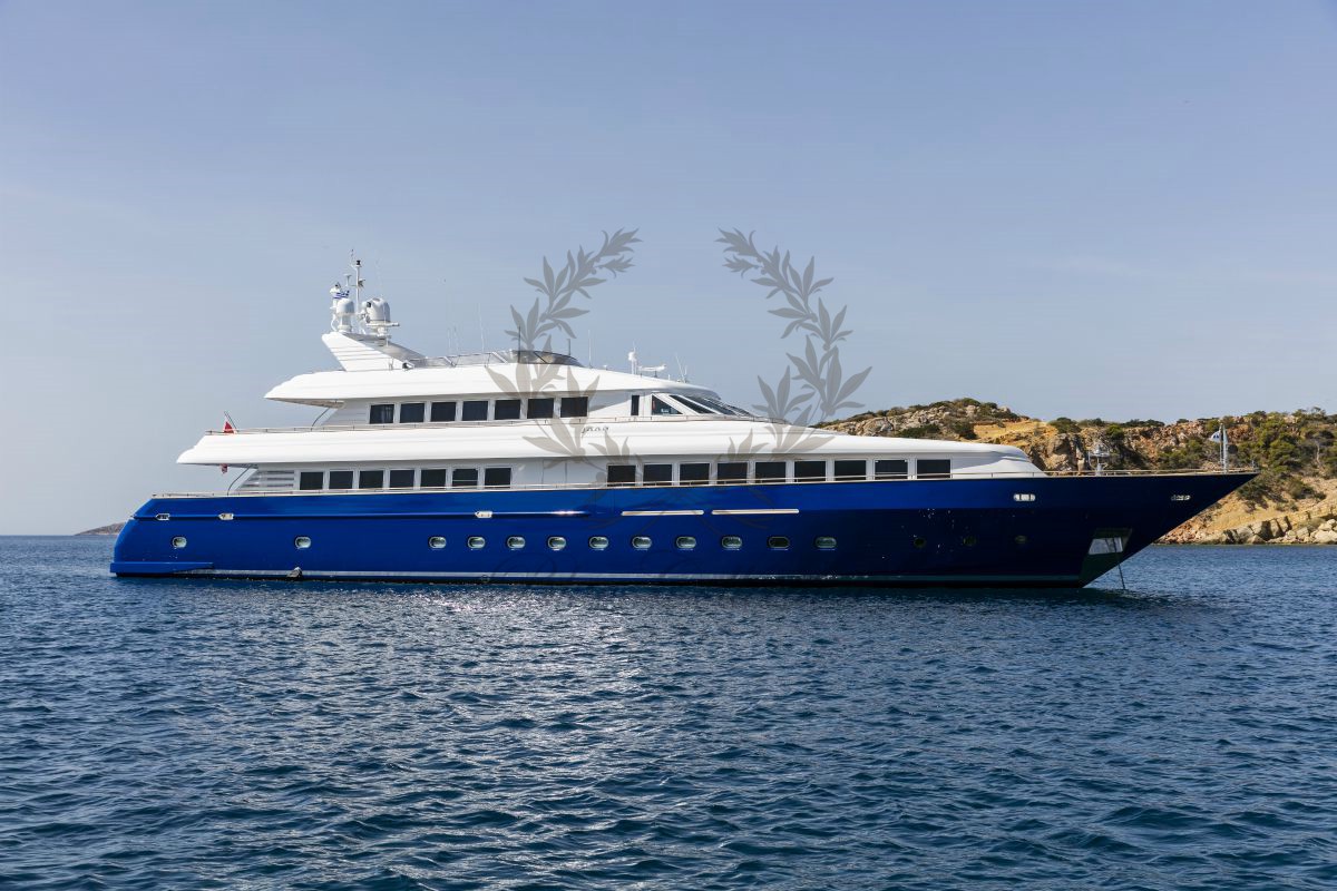 Luxury_Yacht_for_Charter_Mykonos_Greece_MY_JAAN (47)