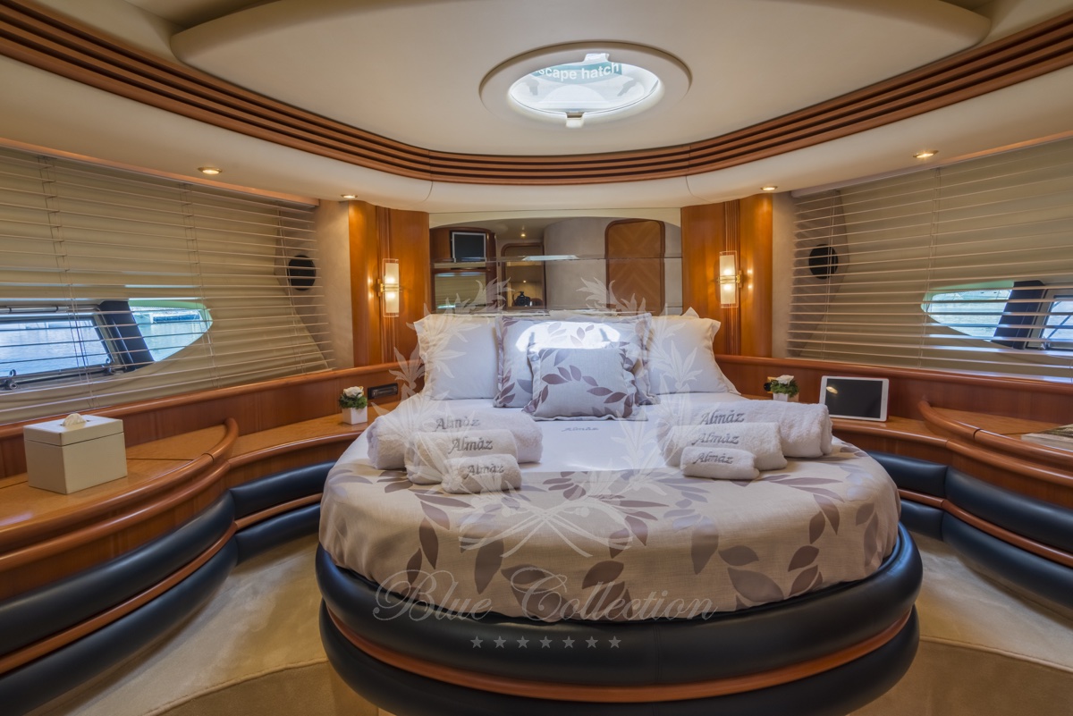 Luxury_Yacht_for_Charter_Mykonos_Greece_Almaz_28