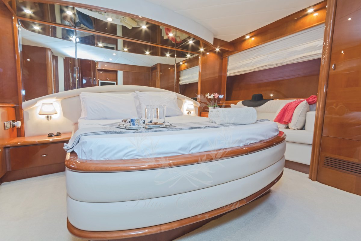 Luxury_Yacht_for_Charter_Mykonos_Greece_Beluga_24