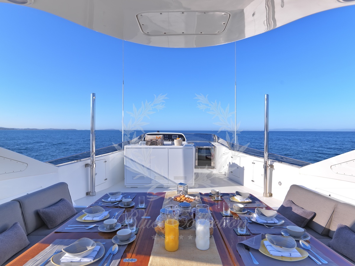 Luxury_Yacht_for_Charter_Mykonos_Greece_Maritina17