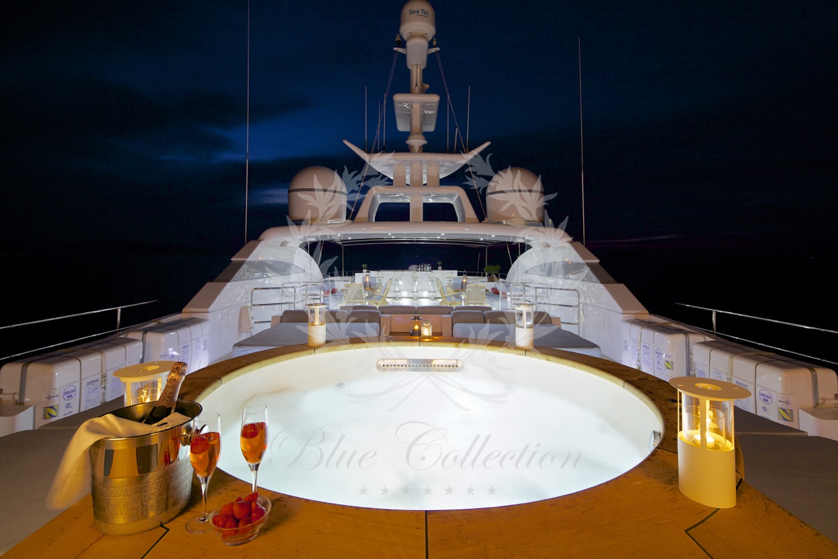 Luxury_Yacht_for_Charter_Mykonos_Greece_Oceanos_19