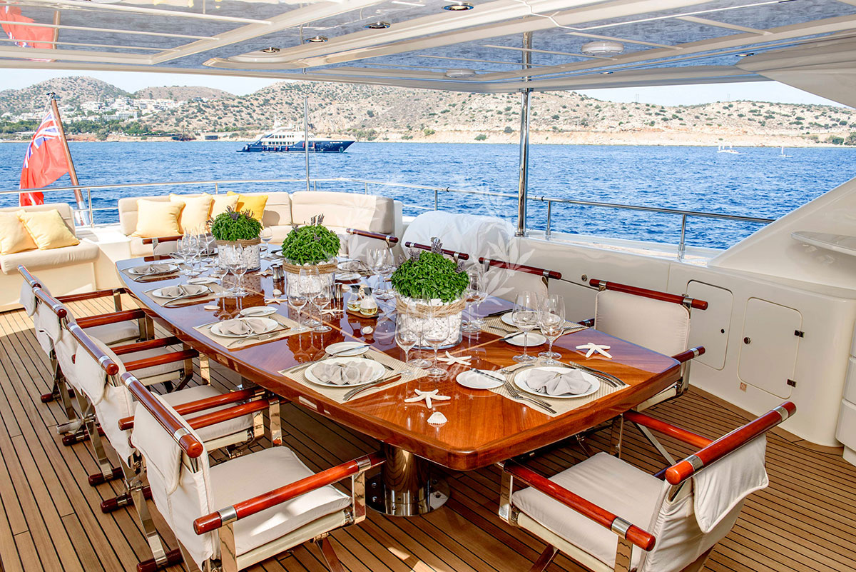 Greece_Luxury_Yachts_MY_LIBERTAS-(15)