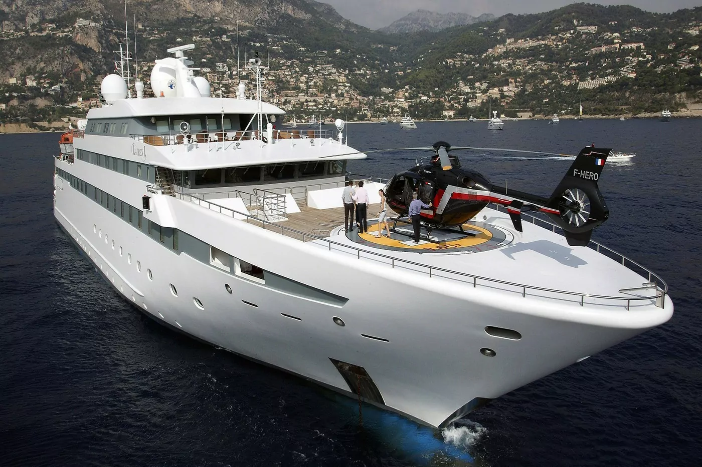 Greece_Luxury_Yachts_MY_LAUREN-L (2)