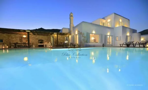 Mykonos | Lia – Presidential Private Villa with infinity Pool & Stunning views for rent | Sleeps 10 | 5 Bedrooms |5 Bathrooms| REF:  180412107 | CODE: LXN-1