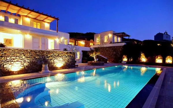 Mykonos – Greece | Ftelia – Private Villa with Infinity Pool for rent | Sleeps 10 | 5 Bedrooms |4 Bathrooms| REF:  18041276 | CODE: GLX-1