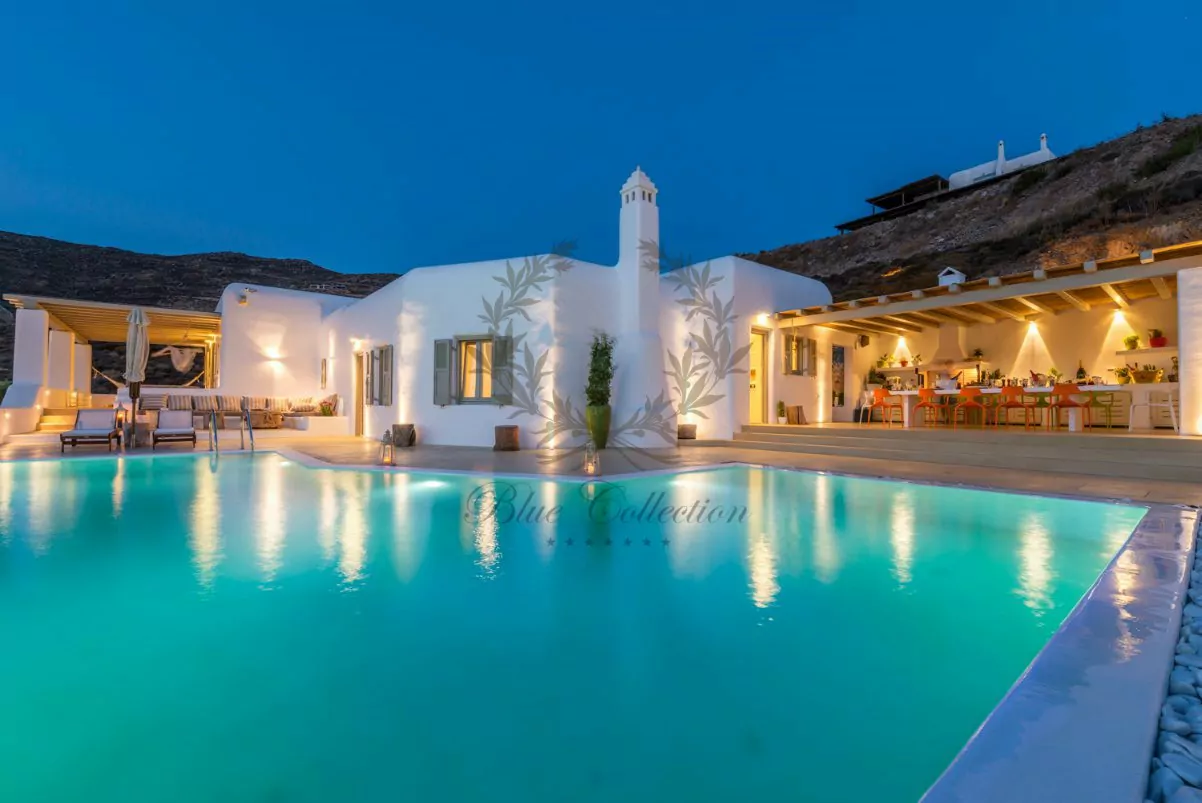 Private Villa for Rent in Mykonos – Greece | Ftelia | Private Pool | Sea views | Sleeps 16 | 8 Bedrooms | 8 Bathrooms | REF: 180412158 | CODE: FTM-1