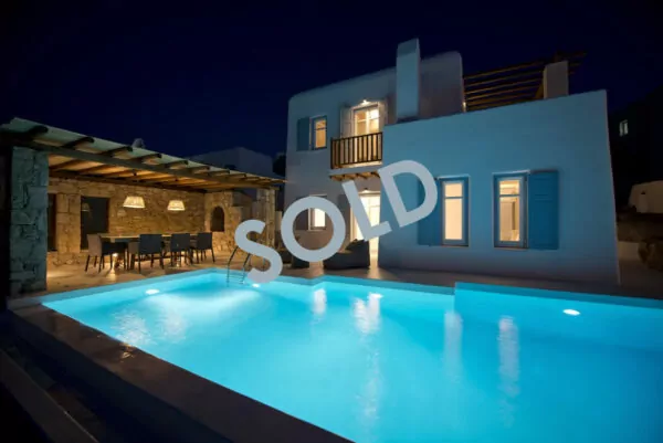 Private Mykonos Villa for Sale  |Greece| Ornos |Private Pool |Sea views | Sleeps 6|3 Bedrooms |3 Bathrooms|REF: 180412195|CODE: AMG-6