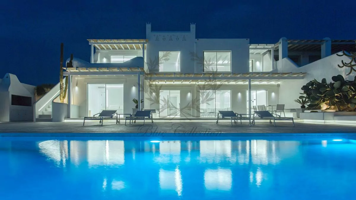 Luxury Villa for Rent in Mykonos - Greece | Mykonos Town | Private Infinity Pool | Sea & Mykonos Town View 