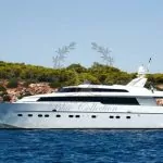 Luxury_Yacht_for_Charter_Mykonos_Greece_my_zen_15 (2)
