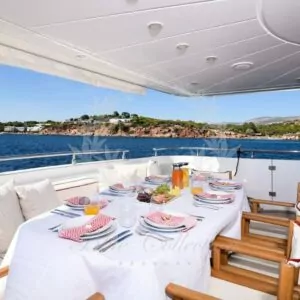 Luxury_Yacht_for_Charter_Mykonos_Greece_my_zen_3