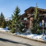Blue_Collection_Luxury_Villa_Chalet_Rentals_Premium_Services-1