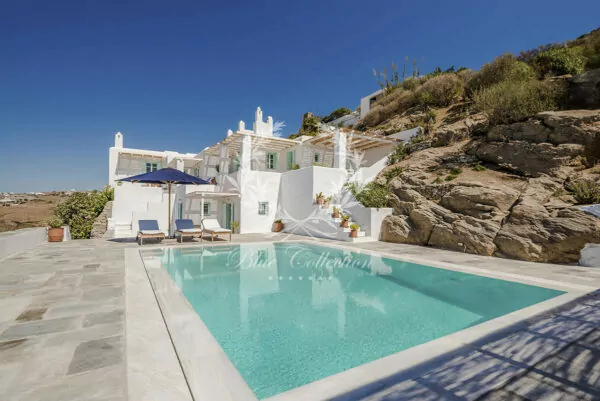 Elegant Villa for Rent in Mykonos Greece | Agia Sofia | Private Pool | Mykonos, Sea & Sunset View | Sleeps 12 | 6 Bedrooms | 6+1 Bathrooms | REF:180412239 | CODE: TDS-4