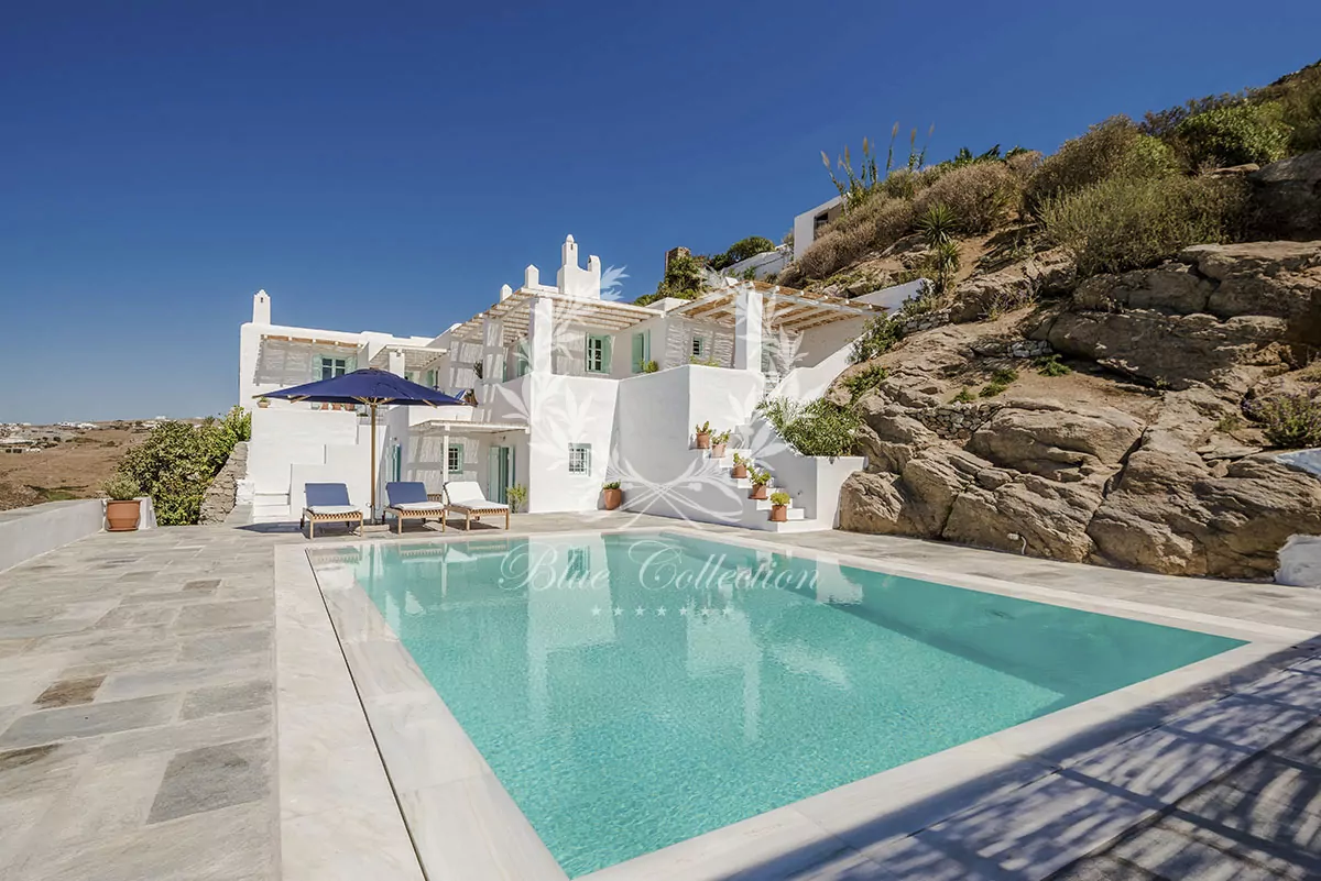 Elegant Villa for Rent in Mykonos Greece | Agia Sofia | Private Pool | Mykonos, Sea & Sunset View | Sleeps 12 | 6 Bedrooms | 6+1 Bathrooms | REF: 180412239 | CODE: TDS-4