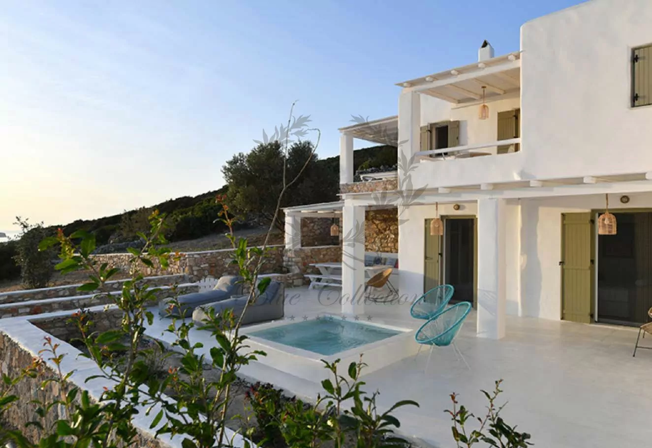 Private Villa for Rent in Paros - Greece | Shared Pool | Sea & Sunset View 