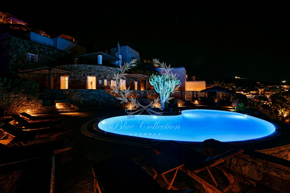 Luxury Villa for Rent in Mykonos - Greece | Agios Ioannis | Private Infinity Pool | Sea & Sunset views | Sleeps 6 | 3 Bedrooms | 2 Bathrooms | REF: 180412302 | CODE: AGN-7