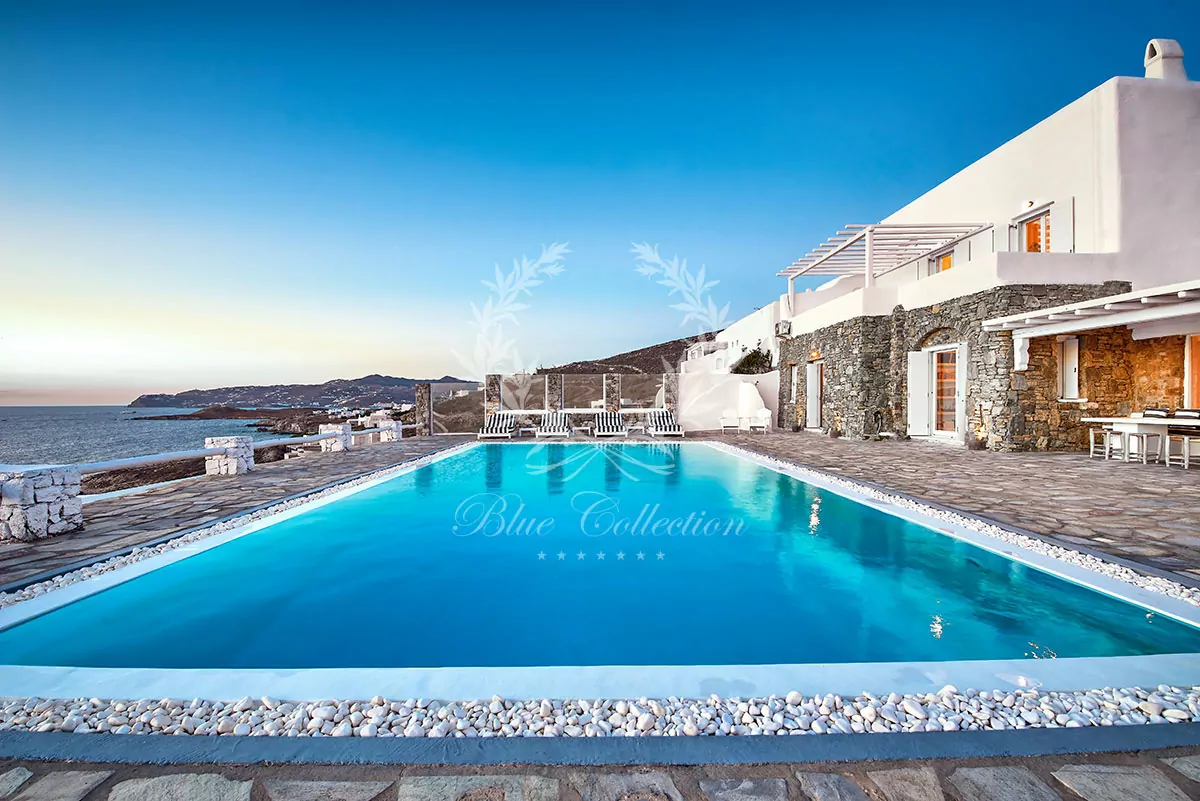 Elegant Villa for Rent in Mykonos - Greece | Pouli | Private Pool | Sea & Sunset Views | Sleeps 8-10 | 4+1 Bedrooms | 4+1 Bathrooms | REF: 180412294 | CODE: PLM