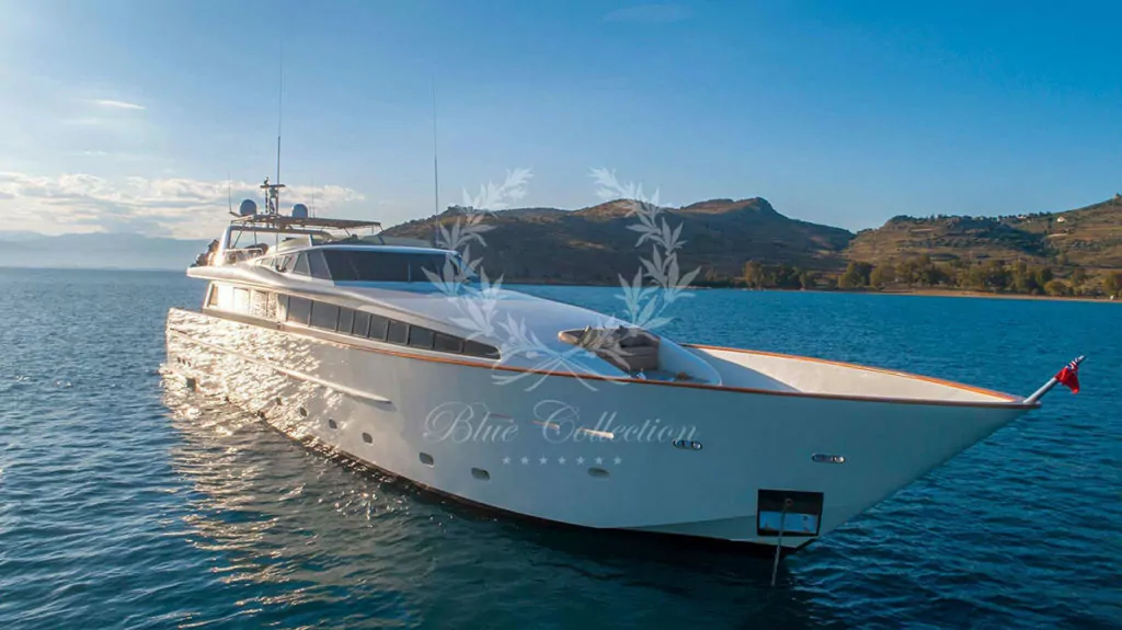 M/Y AQUILA