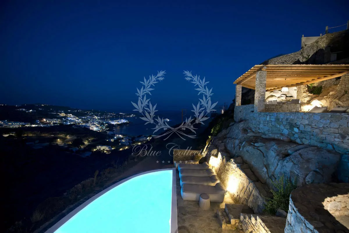 Private Villa for Rent in Mykonos - Greece | Agios Lazaros-Psarou | Private Heated Pool | Sea View | Sleeps 6 | 3 Bedrooms | 3 Bathrooms | REF: 180412329 | CODE: AMG-7