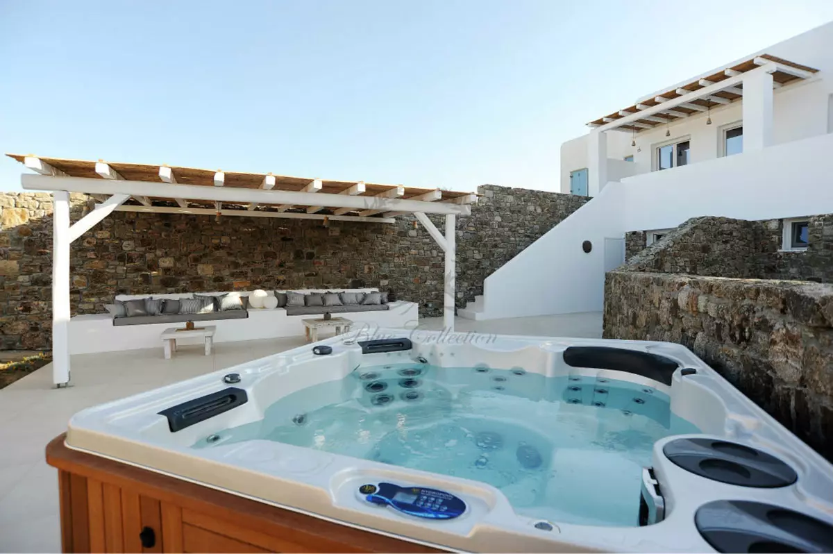 Private Villa for Rent in Mykonos - Panormos | Jacuzzi | PNS-3