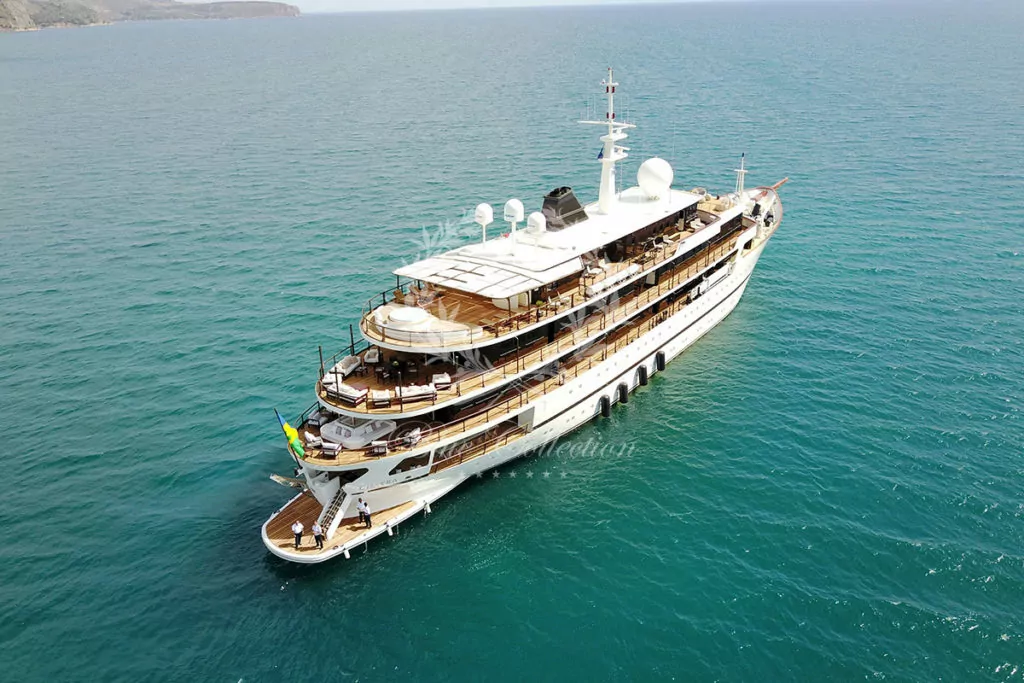 M/Y CHAKRA