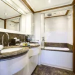 Greece_Luxury_Yachts_MY_LIBERTAS-(27)