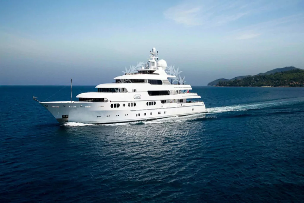 M/Y TITANIA