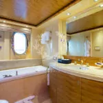 Greece_Luxury_Yachts_MY_VERTIGO-(27)