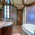 Greece_Luxury_Yachts_MY_LAUREN-L (26)