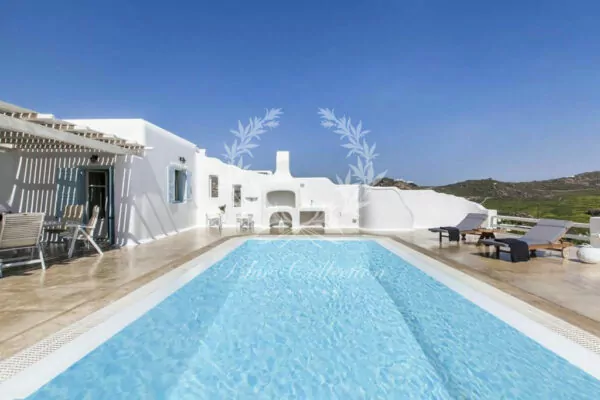 Elegant Villa for Rent in Mykonos – Greece | Kalafatis | Private Pool | Sea & Sunrise View | Sleeps 10 | 5 Bedrooms | 4 Bathrooms | REF: 180412353 | CODE: RVL-4