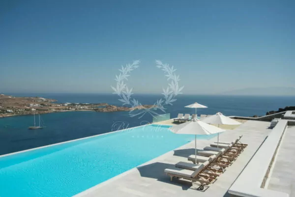 Royal Villa for Sale in Mykonos – Greece | Ag. Lazaros – Psarou Beach | Private Pool | Sea & Sunrise views 