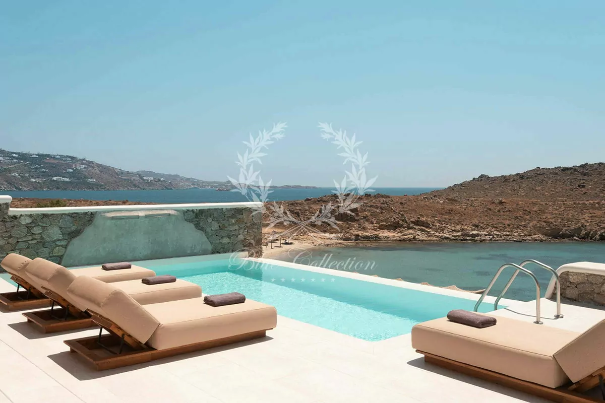 Private Beachfront Villa for Rent in Mykonos – Greece | Aleomandra | Private Beach & Private Infinity Pool | Sea & Sunrise Views | Sleeps 4 | 2 Bedrooms | 2 Bathrooms | REF: 18041272 | CODE: CDM-4