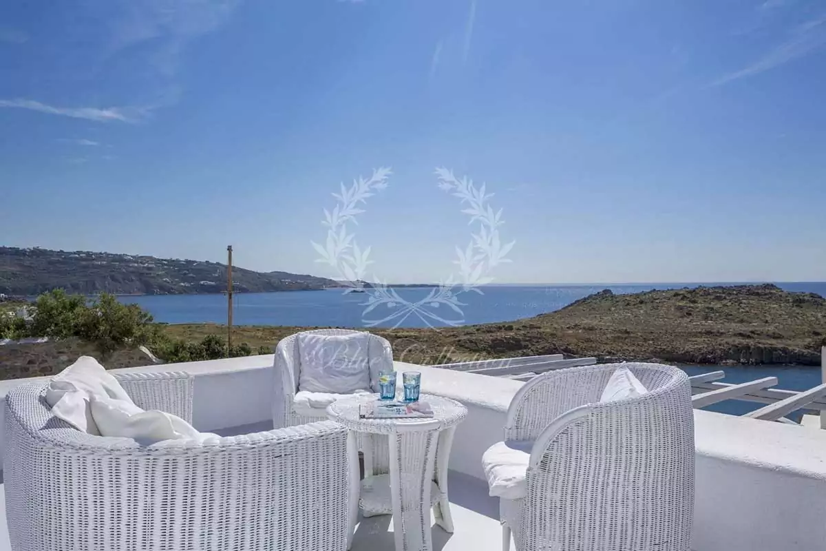 Private Villa for Rent in Mykonos – Greece | Aleomandra | Private Beach | Sea & Sunrise Views | Sleeps 3 | 2 Bedrooms | 1 Bathroom | REF: 18041270 | CODE: CDM-2