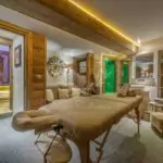 Courchevel_1850_Luxury_Ski_Chalets_FCR-19-(1)