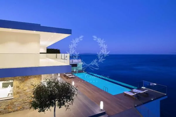 Luxury Seafront Villa for Rent in Crete - Greece | Heraklion | Private Heated Infinity Pool | Sea & Sunset View 