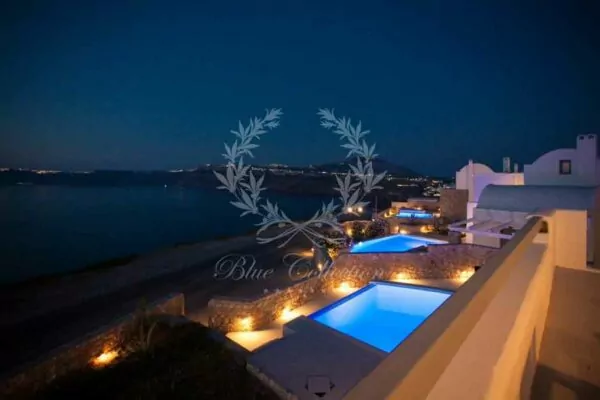 Luxury 5 x Villas Complex for Sale in Santorini – Greece | Akrotiri – Kaldera | Private Pools | Sea & Sunset View | Sleeps 34 | 17 Bedrooms | 16 Bathrooms | REF: 180412409 | CODE: STR-1