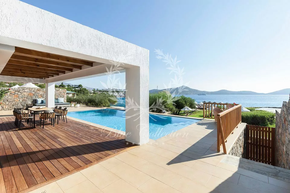 Luxury Beachfront Villa for Rent in Crete - Greece | Elounda | Private Heated Pool | Sea & Sunrise View 