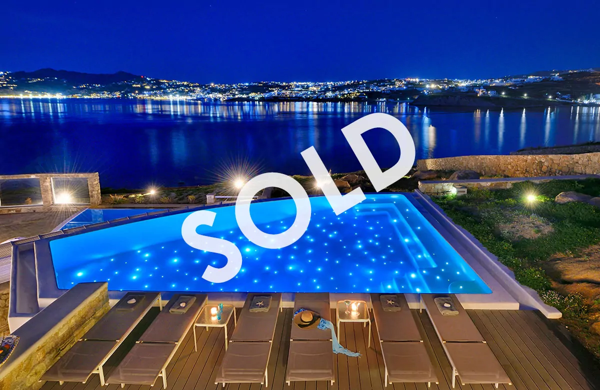 Luxury Villa for Sale in Mykonos - Greece | Kanalia | Private Infinity Pool | Mykonos, Sea & Sunset View | Sleeps 8 | 4 Bedrooms | 4 Bathrooms | REF: 180412470 | CODE: GLD-5