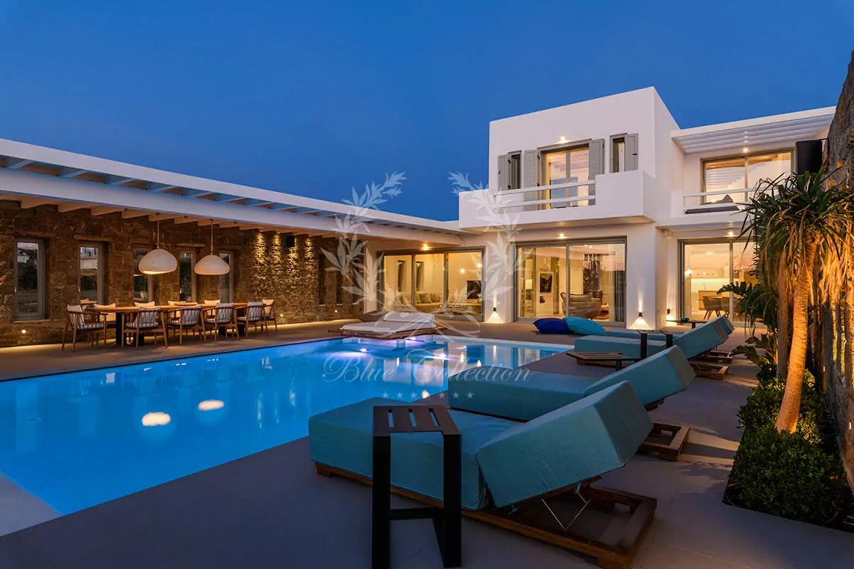 Private Villa for Rent in Mykonos – Greece | Mykonos Town | Private Pool & Jacuzzi | Sea & Sunset View | Sleeps 16 | 8 Bedrooms | 8 Bathrooms | REF: 180412512 | CODE: MTS-4