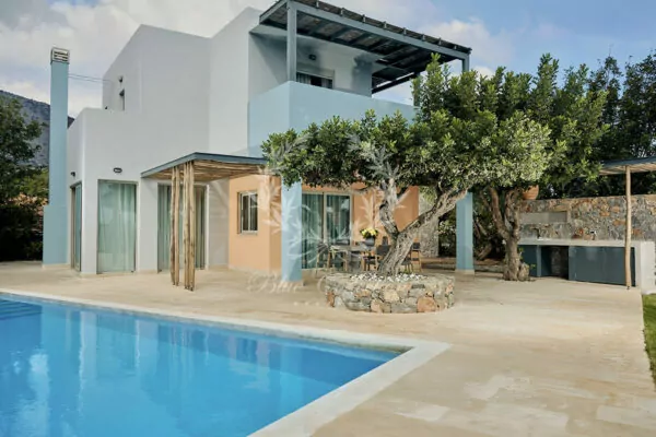 Private Villa for Rent in Crete – Greece | Elounda | Private Heated Pool | Sea & Sunrise View 