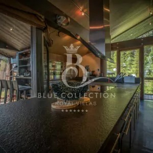 Luxury_Ski_Chalets-Courchevel_1850_FCR-23-(12)