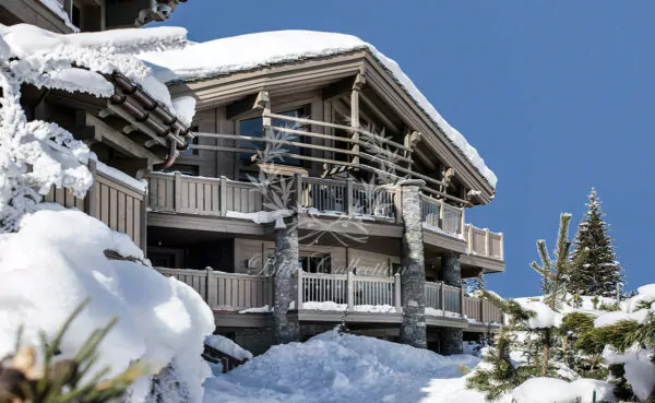 Luxury Ski Chalet to Rent in Courchevel 1850 – France | Private Indoor Heated Pool | Sleeps 10 | 5 Bedrooms | 5 Bathrooms | REF: 180412591 | CODE: FCR-31