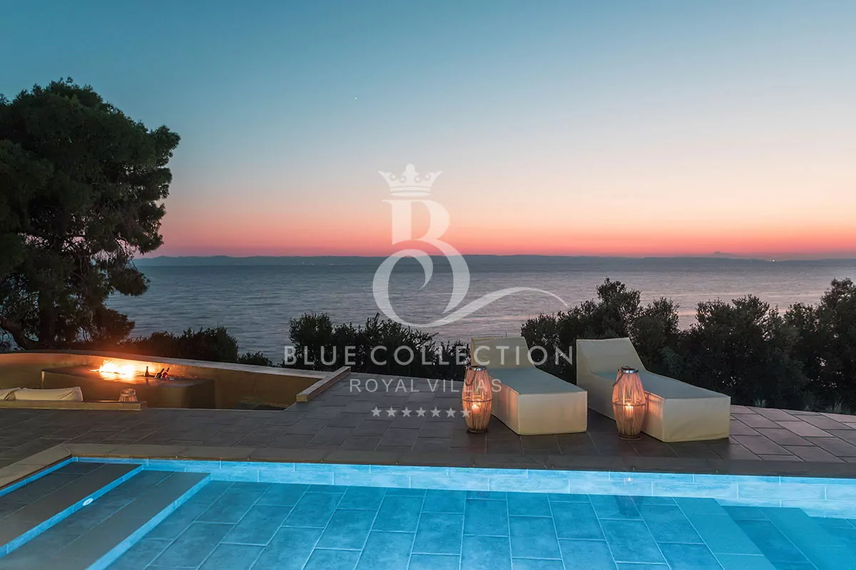 Luxury Villa for Rent in Chalkidiki – Greece | Private Infinity Pool | Amazing Sea, Dawn & Sunset Views 