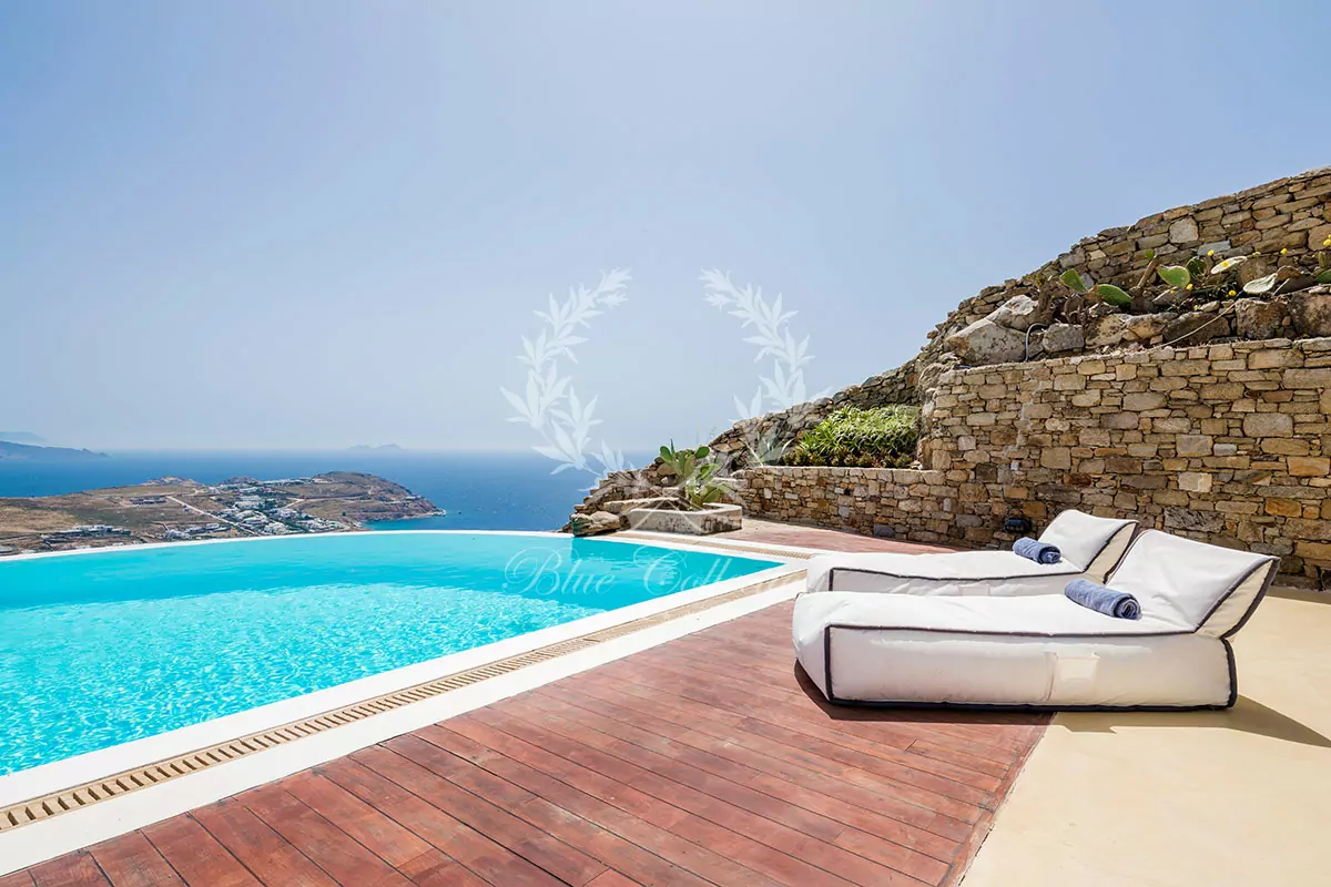 Private 2-Villas Complex for Rent in Mykonos – Greece | Kalo Livadi | 2 Private Infinity Pools | Sea & Sunrise view | Sleeps 18 | 9 Bedrooms | 7+1 Bathrooms | REF: 180412596 | CODE: VVR-8