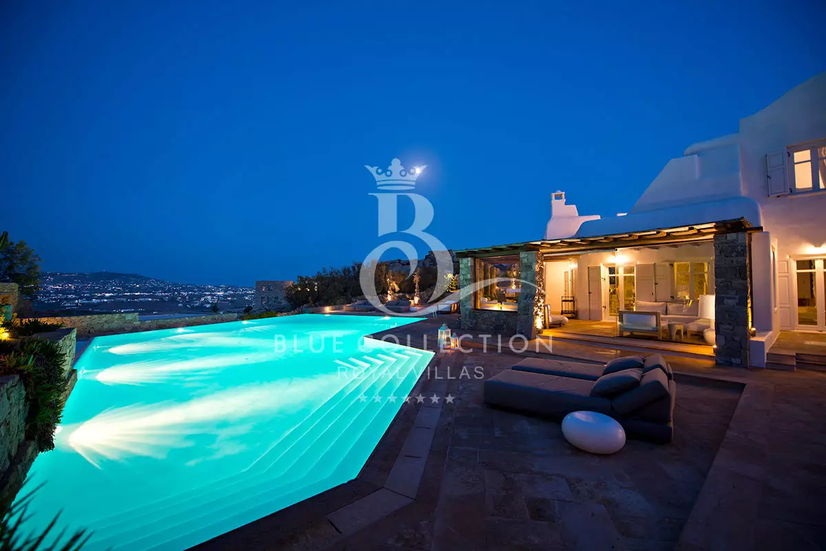 Private Villa for Rent in Mykonos - Greece | Ano Diakoftis-Agios Ioannis | Private Pool | Sea View | Sleeps 12 | 6 Bedrooms | 6 Bathrooms | REF: 180412345 | CODE: AMG-2