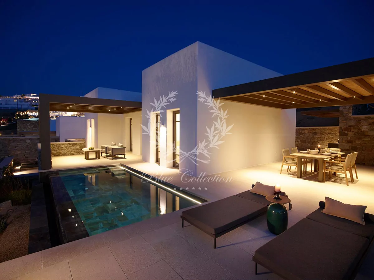 Luxury Villa for Rent in Mykonos – Greece | Mykonos Town | Private Heated Infinity Pool | Sea, Sunset & Mykonos Town Views | Sleeps 6 | 3 Bedrooms | 3 Bathrooms | REF: 180412618 | CODE: BMT-1