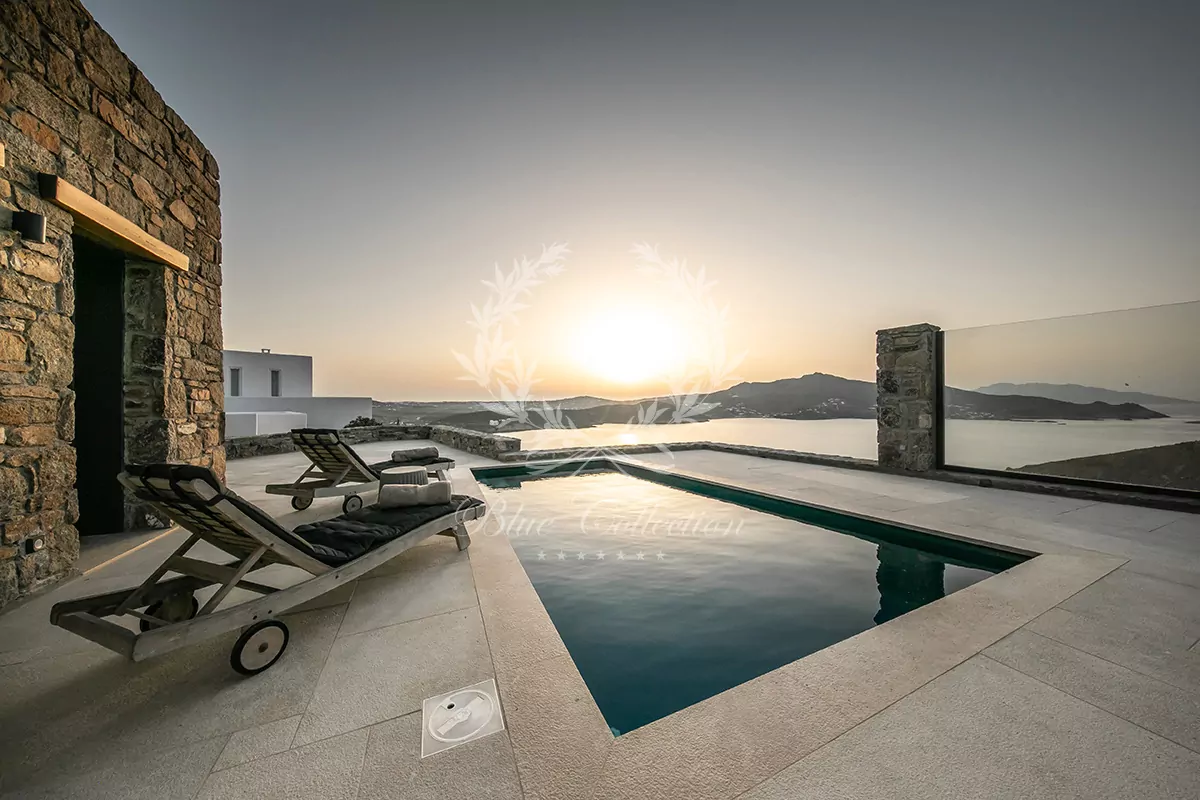 Private Villa for Rent in Mykonos - Greece | Ftelia | Private Plunge Pool | Sea & Sunset Views | Sleeps 4 | 2 Bedrooms | 2 Bathrooms | REF: 180412625 | CODE: FTL-3